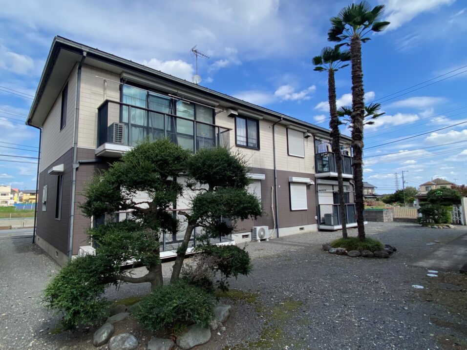 角部屋、駅まで8分、2LDK