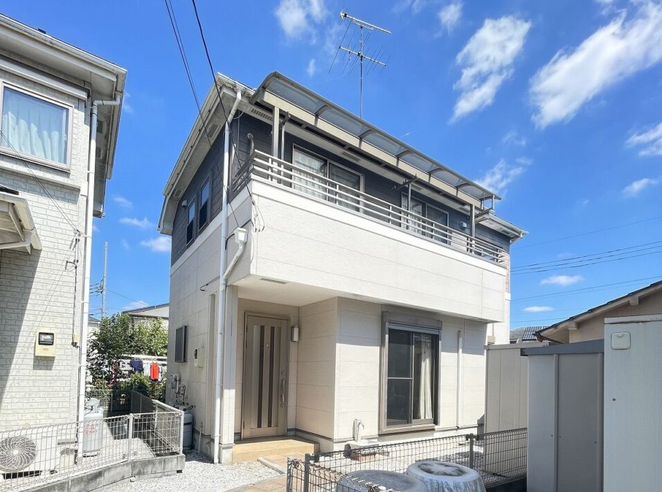 小屋裏収納、カースペース２台、3LDK